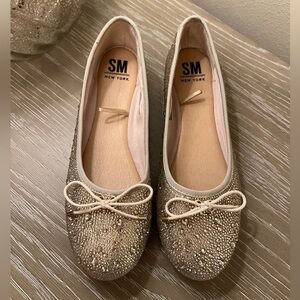 NWOT, SM New York Baby Gold Shimmer Ballet Flats.